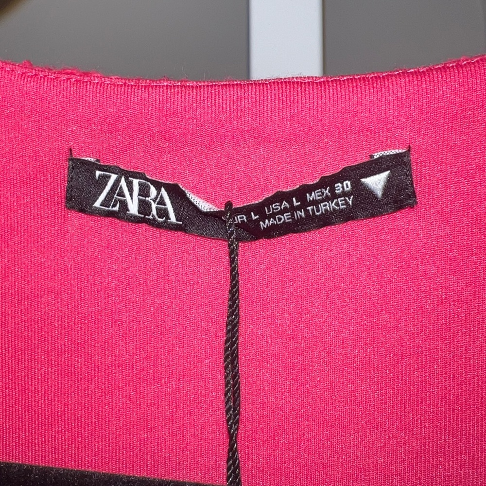 Zara Hot Pink Cropped Tweed Blazer with Decorative Buttons - Picture 6 of 8